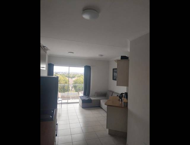 2 BEDROOM APARTMENT FOR SALE IN HAGLEY